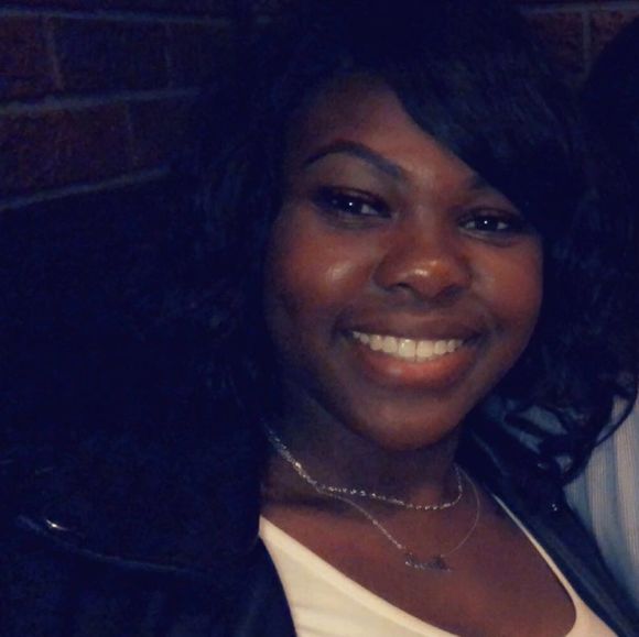 Meet your Posher, Shaquira - Picture 1 of 1